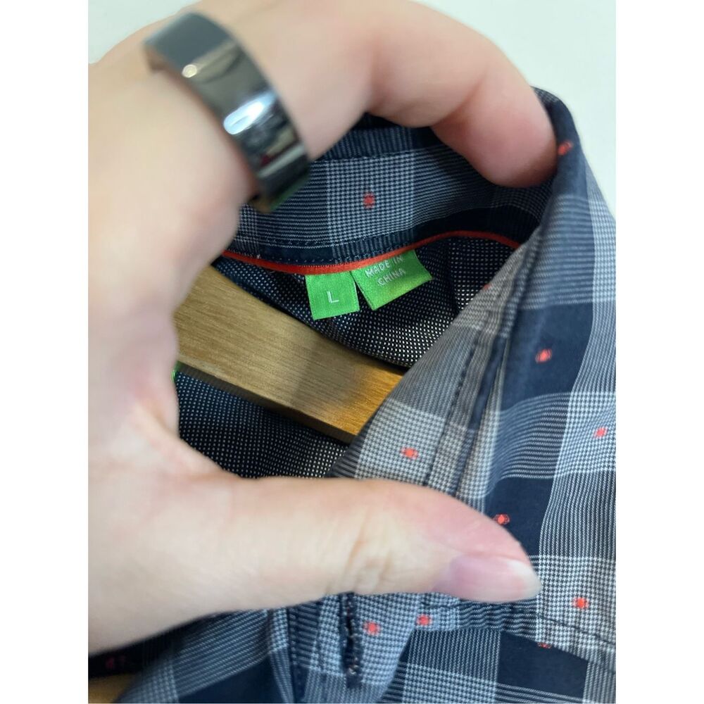 Hugo Boss Plaid Button Down Slim Fit Shirt Size Large - Picture 7 of 10